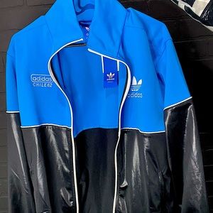 ADIDAS VINTAGE JACKET (NEVER WORN) TAGS ATTACHED